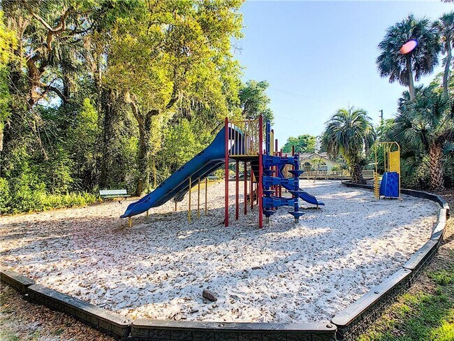 Building Photo - 123 Tomoka Trail