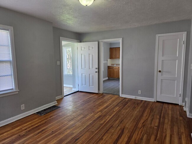 Foto del edificio - 1236 Terrace Ave