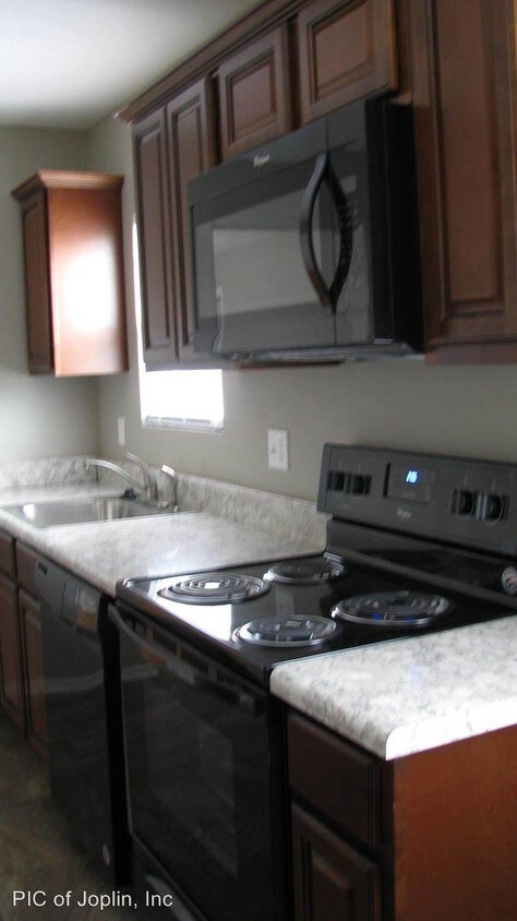 Foto principal - 801 S Harlem Ave