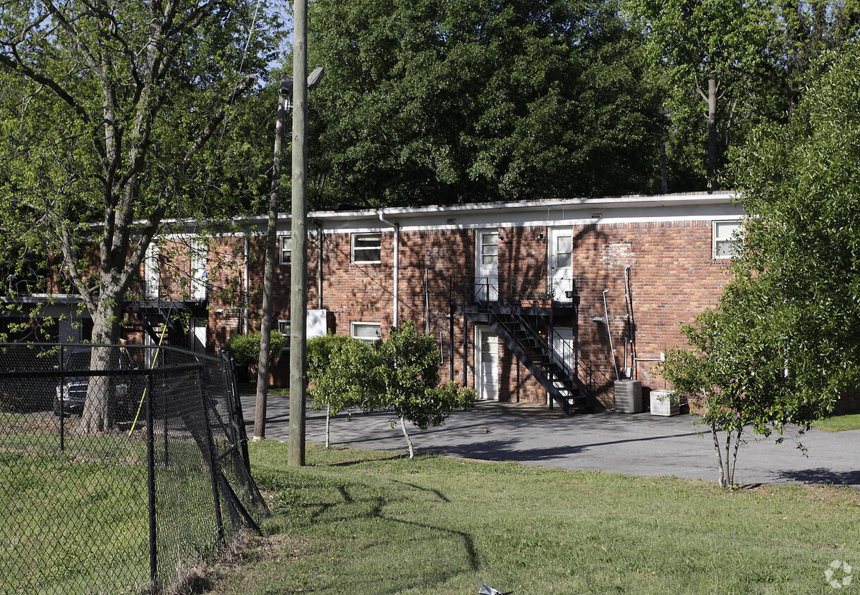 Building Photo - 3696 Myrtle St