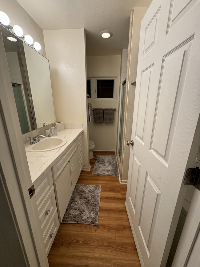 Foto del edificio - 4695 Aliomanu Rd