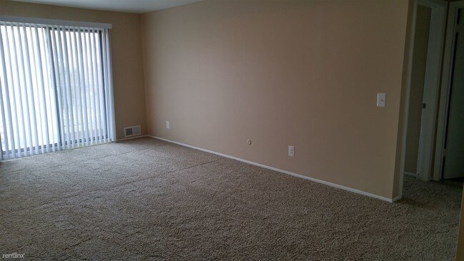 Building Photo - 2 br, 1 bath Apartment - Gibraltar Pointe