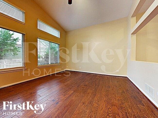 Building Photo - 840 Taralon Trail