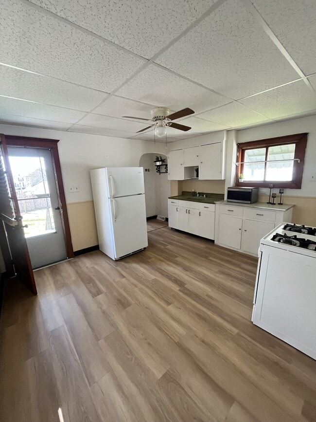 Foto del edificio - 239 Poplar St