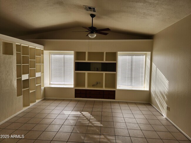 Foto del edificio - 6909 E Kathleen Rd