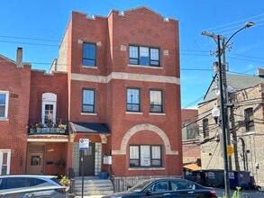 Building Photo - 2347 W 24th Pl