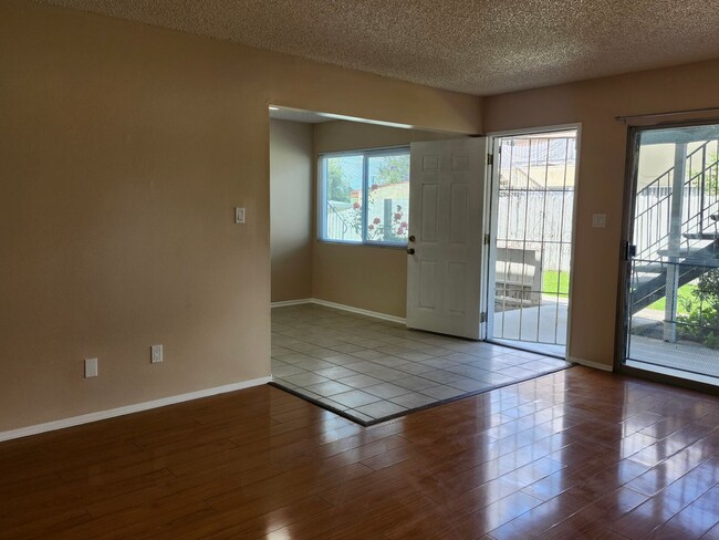 Foto del edificio - 1257 W 4th St