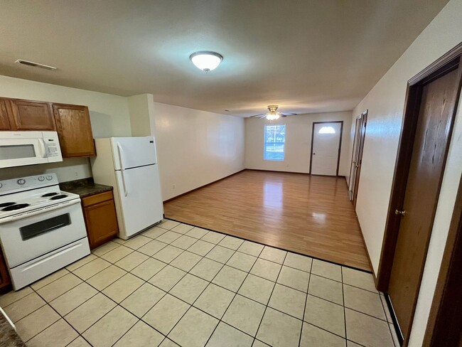 Building Photo - All Inclusive Duplex - 3 Bedroom; 2 Bathroom