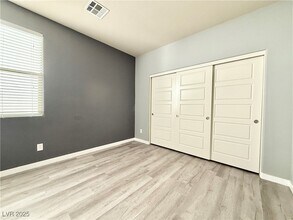 Building Photo - 6712 Stonetrace St