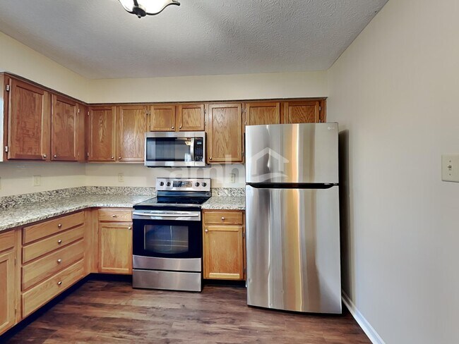 Building Photo - 1101 Wyngate Cir