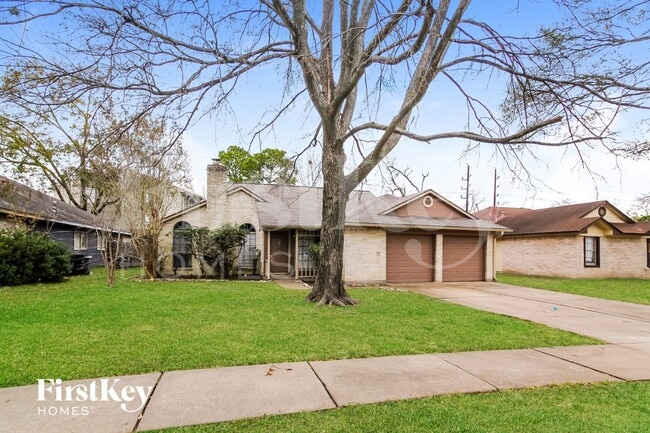 Foto del edificio - 15410 Pebble Lake Dr
