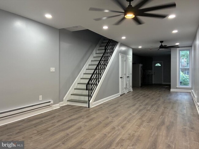 Building Photo - 5812 Willows Ave