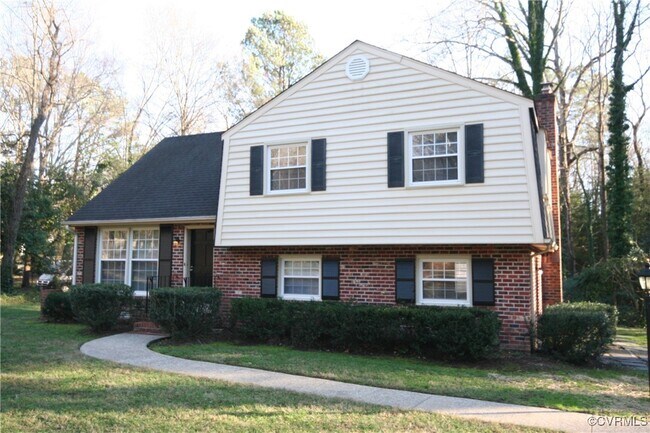 Foto del edificio - 12141 Old Buckingham Rd