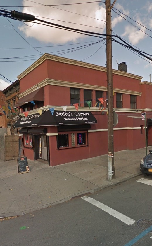 Primary Photo - 1129 Longwood Ave