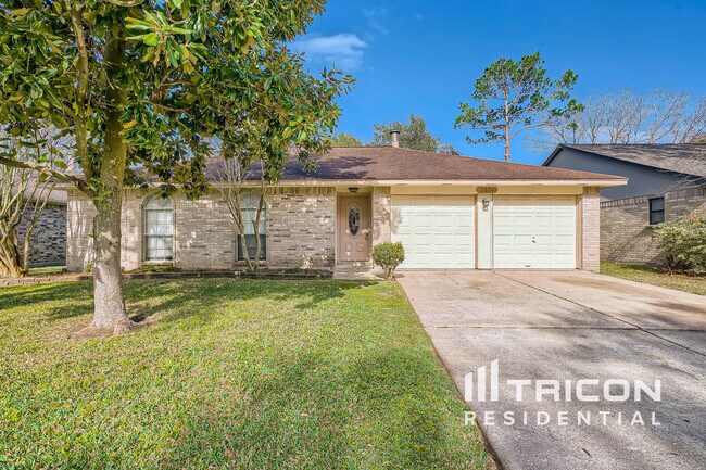 Foto del edificio - 2824 Sugar Wood Dr