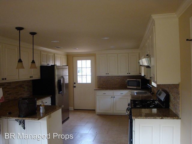 Building Photo - 3 br, 3 bath House - 386 Croydon Ave.