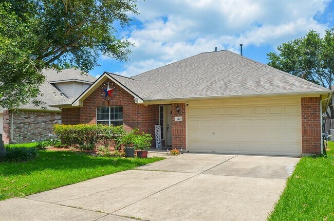 Building Photo - 5403 Palo Duro Dr