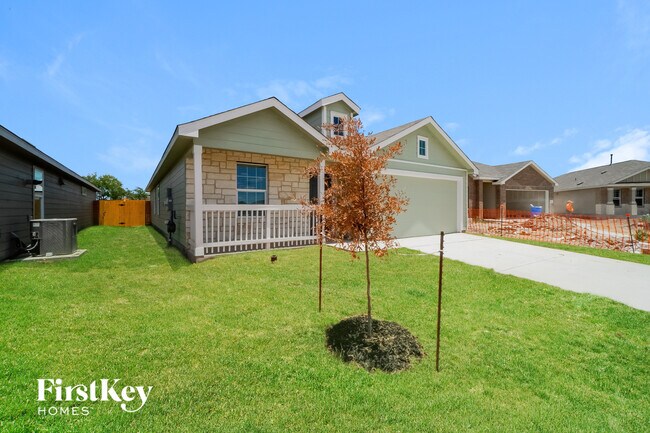 Foto del edificio - 10723 Vinateros Dr