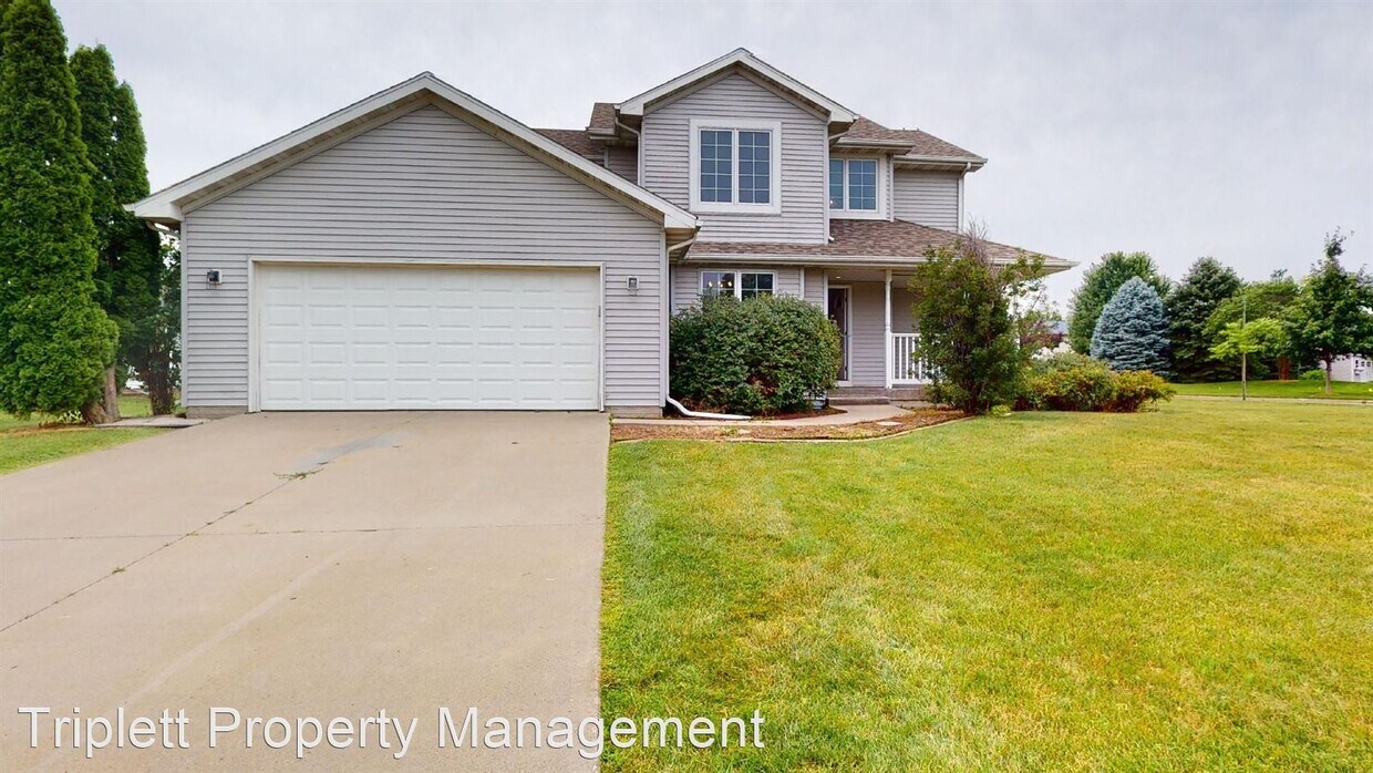 Foto principal - 4 br, 3.5 bath House - 5218 Cervantes Dr