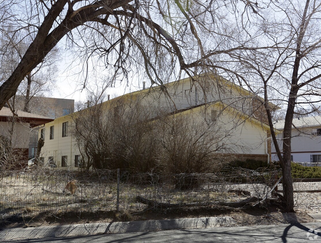 Building Photo - 2911 Concord St