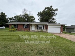 Building Photo - 1664 Talisman Ln