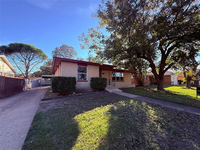 Foto del edificio - 914 Bandera Ln