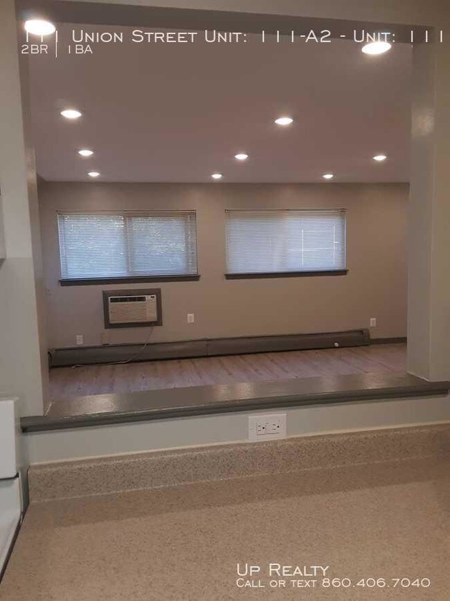 Building Photo - 2 bedroom in Bristol CT 06010