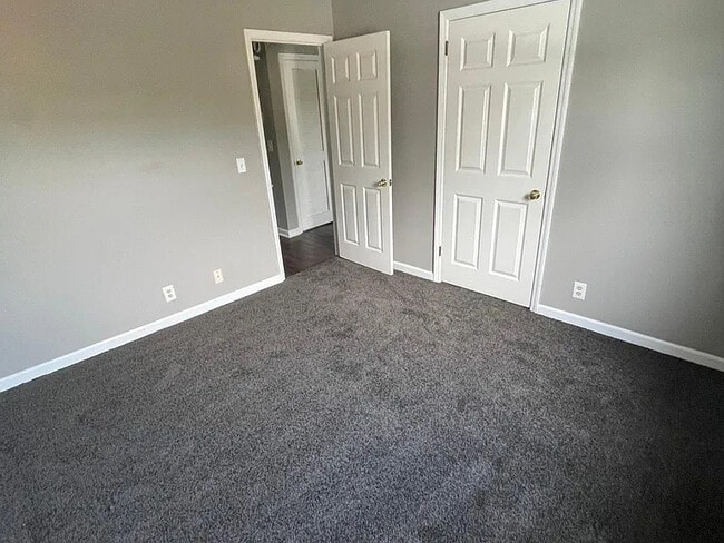 Building Photo - 1140 Sioux Ter