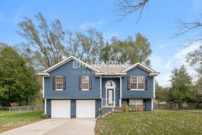 Building Photo - 16109 Kay Ave