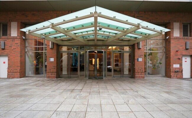 Foto del edificio - 77 Hudson St