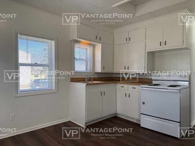 Building Photo - 501 S Huron St