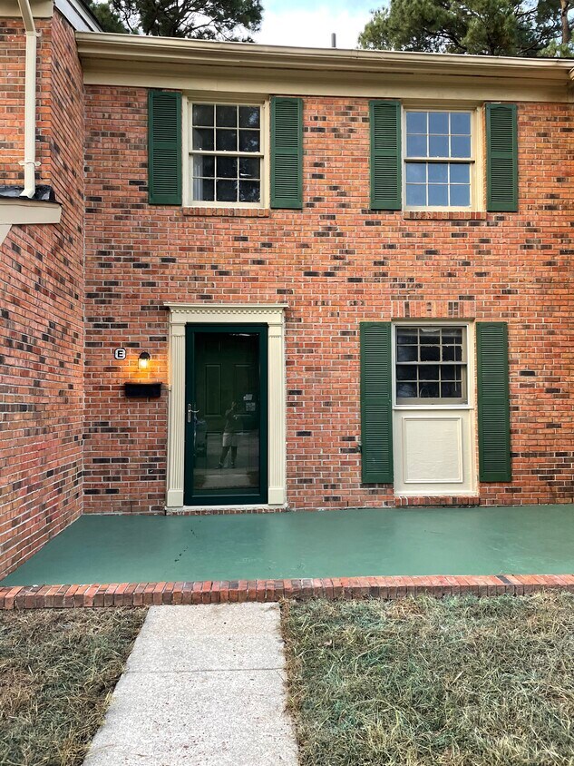 384 Deputy Ln, Newport News, VA 23608 Townhome Rentals in Newport News VA