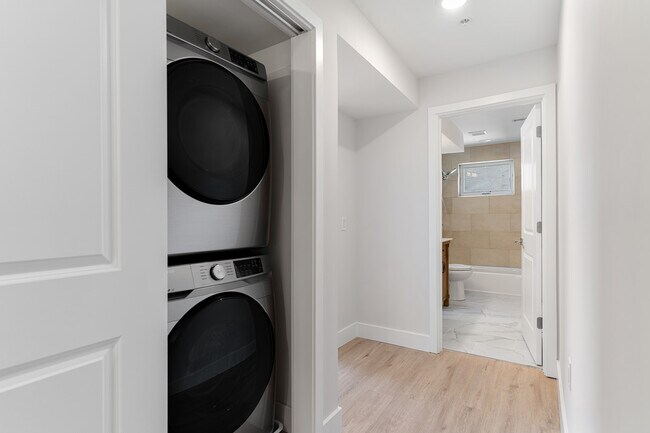 Foto del edificio - 2845 W Diamond St