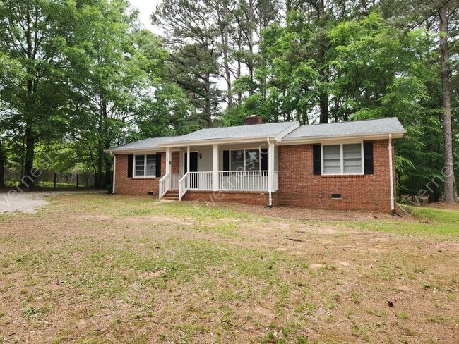 Building Photo - 624 Cannon Dr
