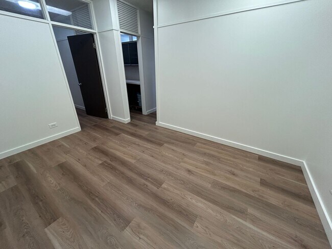 Foto del edificio - Prime Office Space for Rent in the Kaimuki Professional Building