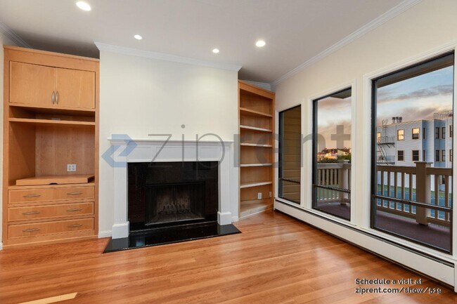 Building Photo - 625 Carolina St