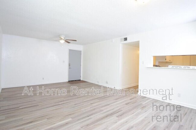 Building Photo - 6601 S Zunis Ave
