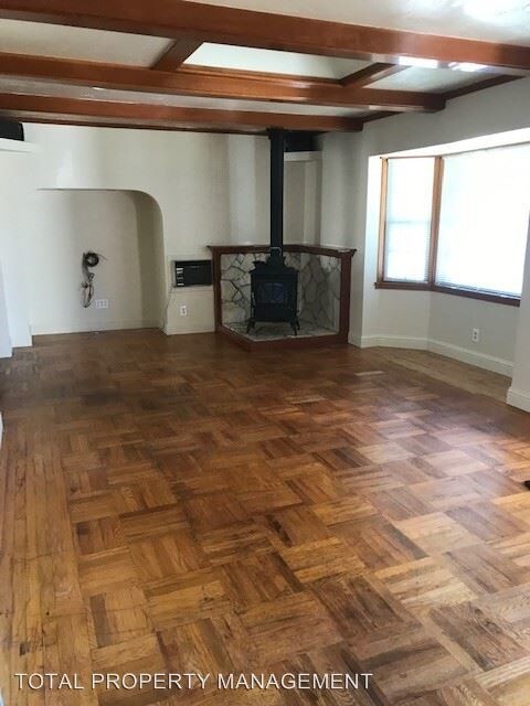 Foto del edificio - 16332 E La Chiquita Ave