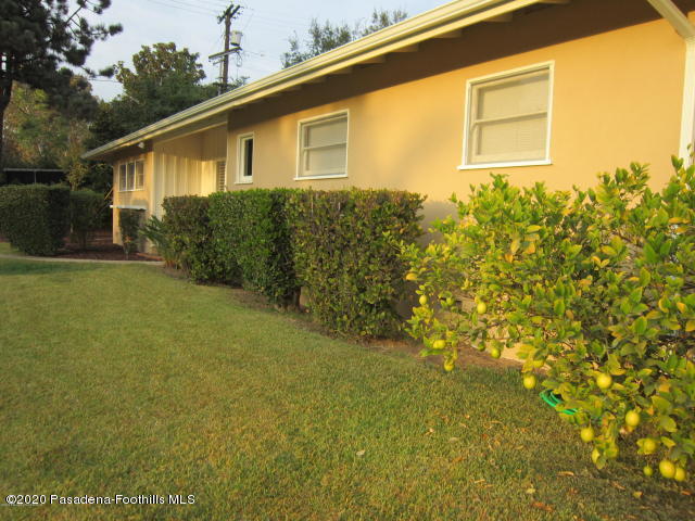Building Photo - 1680 West Dr