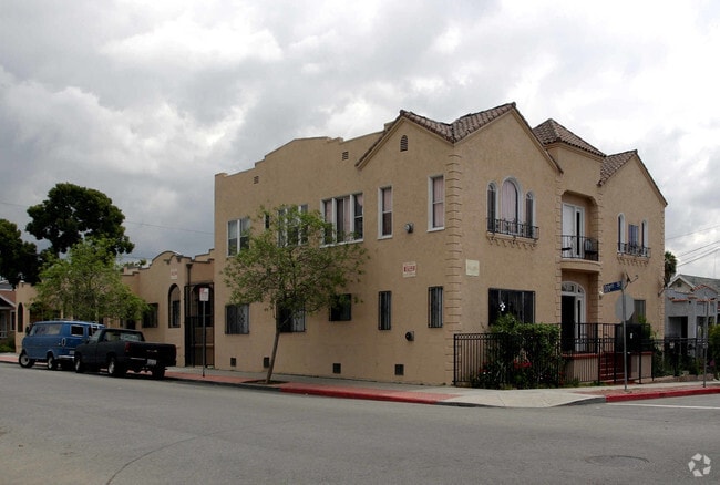 Building Photo - 2501 Houston St
