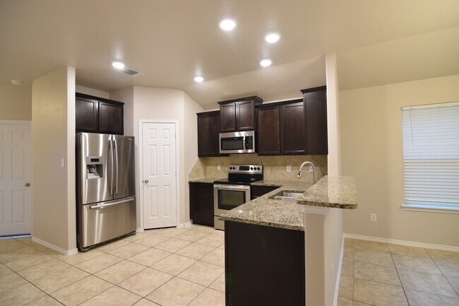 Building Photo - 9515 Glynhill Ct