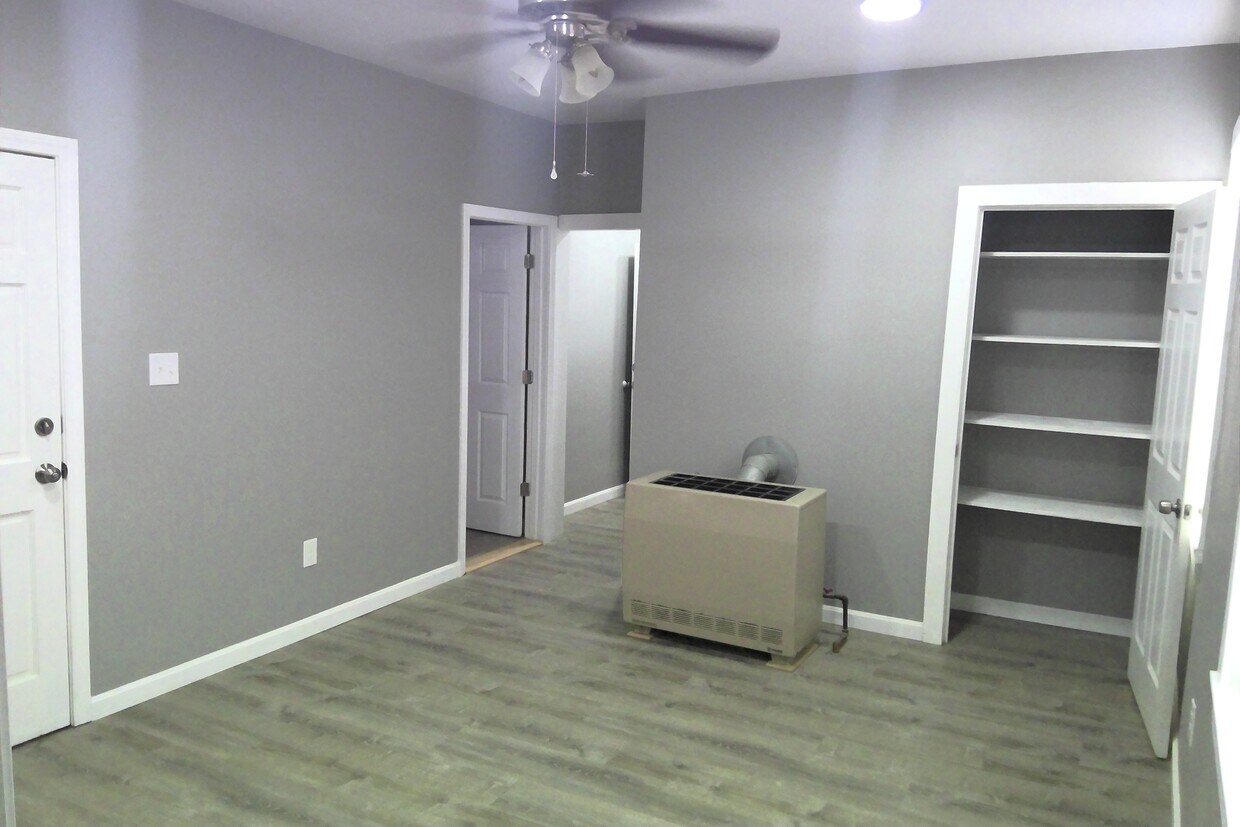 living area - 46 Sycamore St