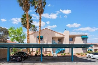 Building Photo - 2225 Pine Breeze Ln