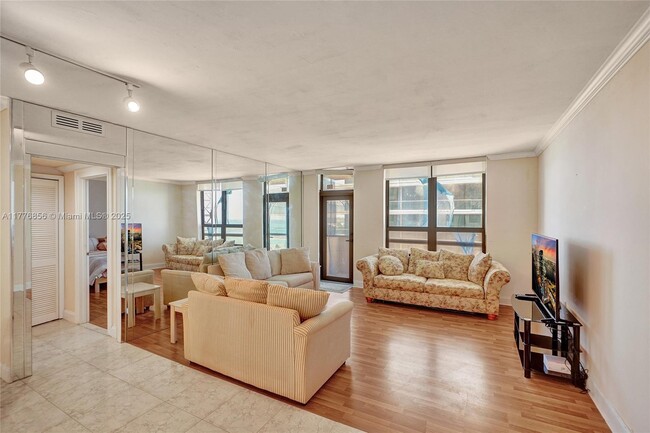 Building Photo - 10185 Collins Ave