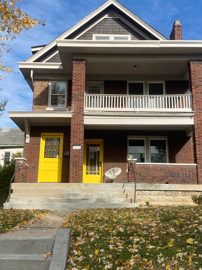 Building Photo - 2134 Feldman Ave