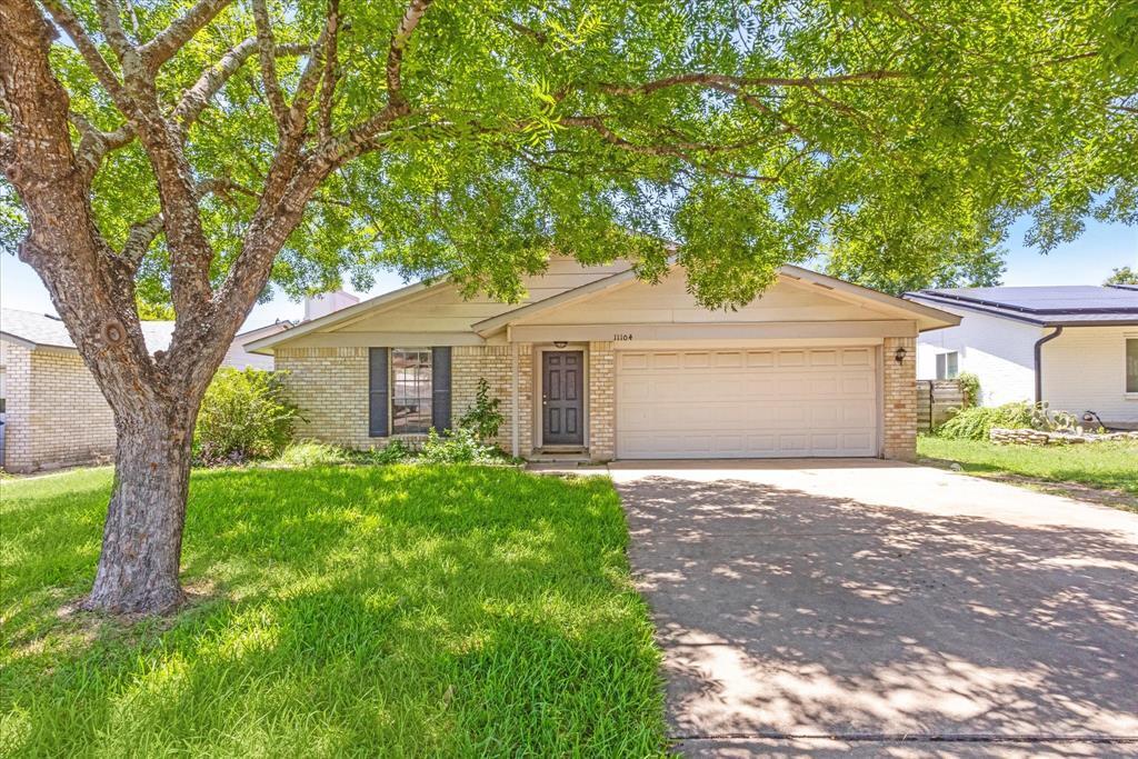 Primary Photo - 11104 Applewood Dr