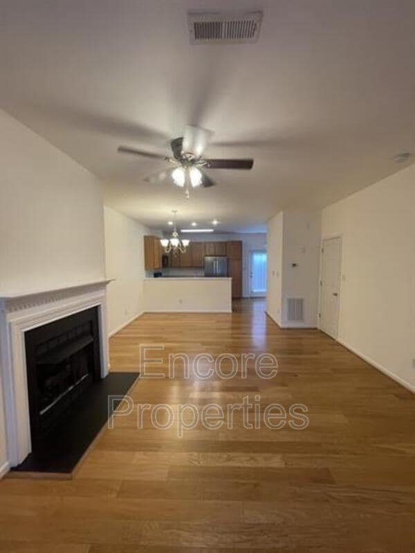 Foto del edificio - 10021 David Stone Dr