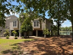 Building Photo - 7162 Windward Dr