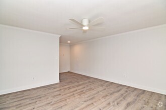 Building Photo - 151 N Orlando Ave