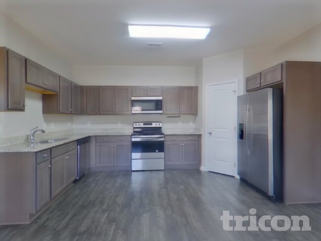 Foto del edificio - 920 Beverly Ct